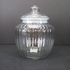 Anchor Hocking Glass Storage Container Ribbed Design 1.6 qt w/Snap Tight Lid